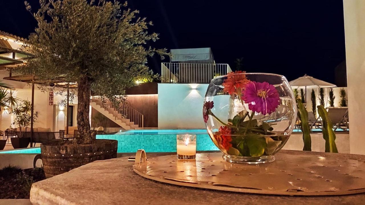Ynaira Hotel & Spa Ariany Kültér fotó